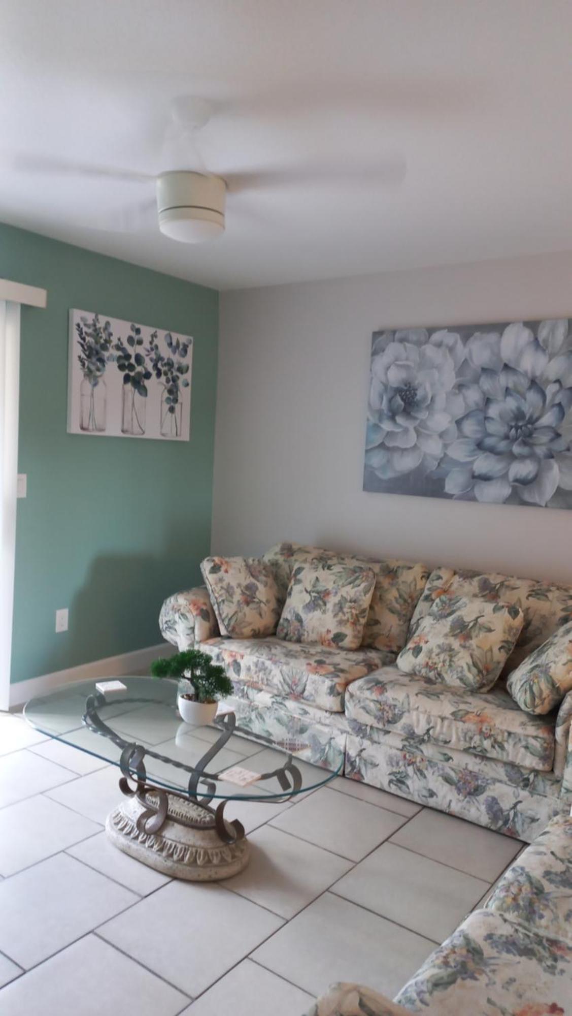 2br/2ba Sienna Park *